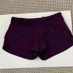 EUC Lululemon speed short size 4